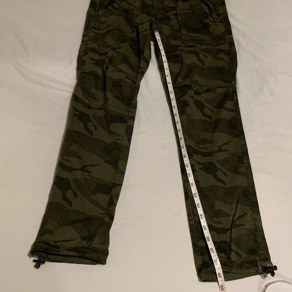 Abercrombie & Fitch Camouflage 4-Pocket Pants - Picture 6 of 7